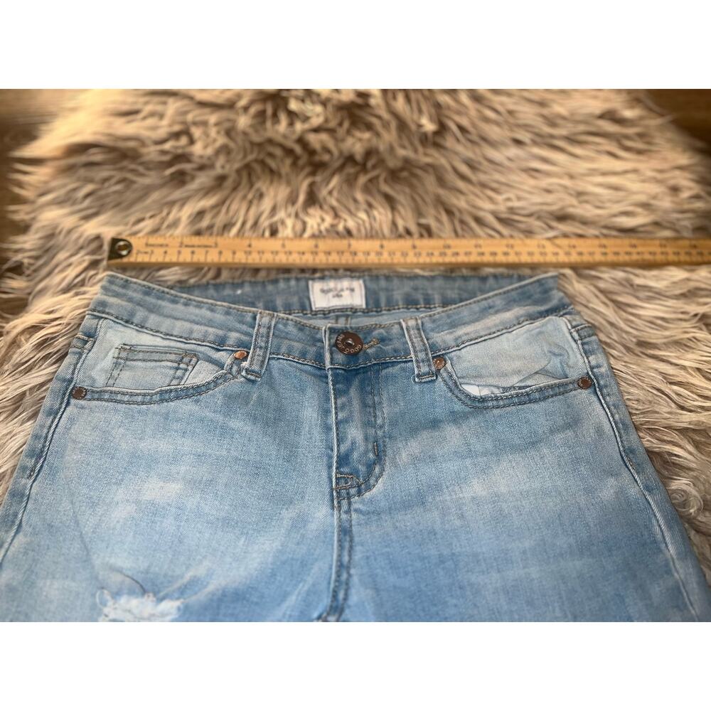 Gogo women’s distressed blue jeans - Picture 5 of 11